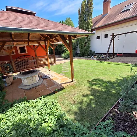 Holiday home Iza Vendeghaz