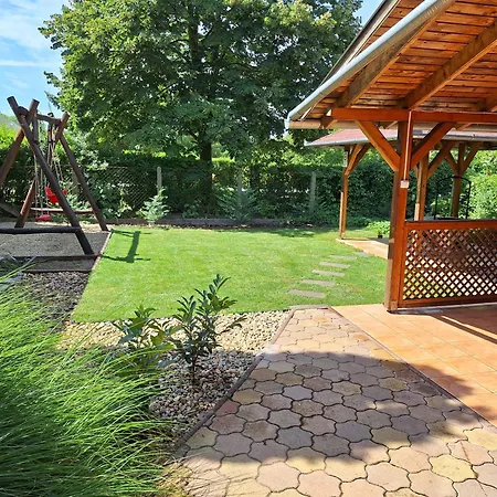 Iza Vendeghaz Holiday home *